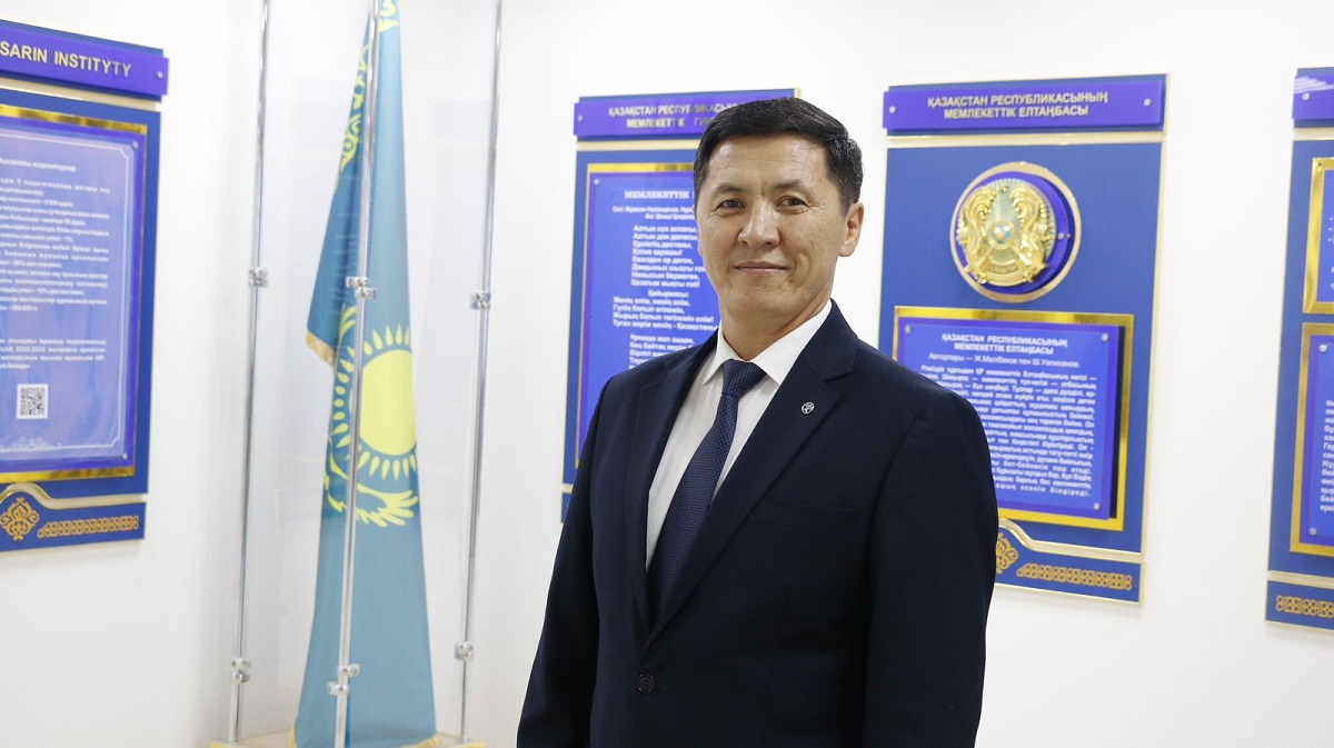 Altynsarin institute оқытушысын “Жоғары оқу орнының үздік оқытушысы" атағымен құттықтаймыз